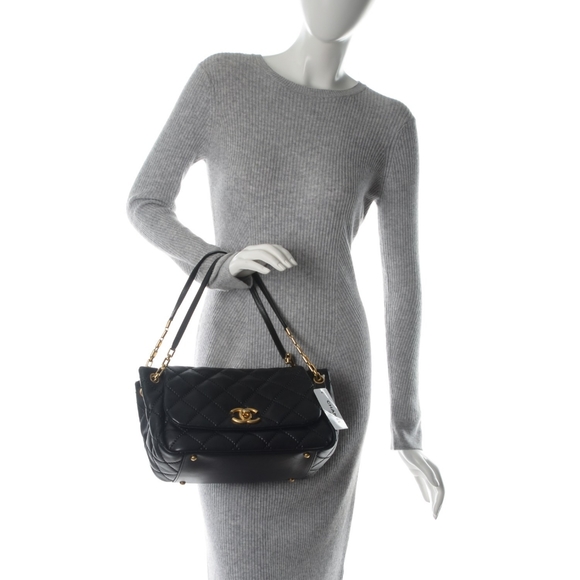 Authentic CHANEL Calfskin Quilted Retro Chain Accordion Flap Black - Picture 12 of 12